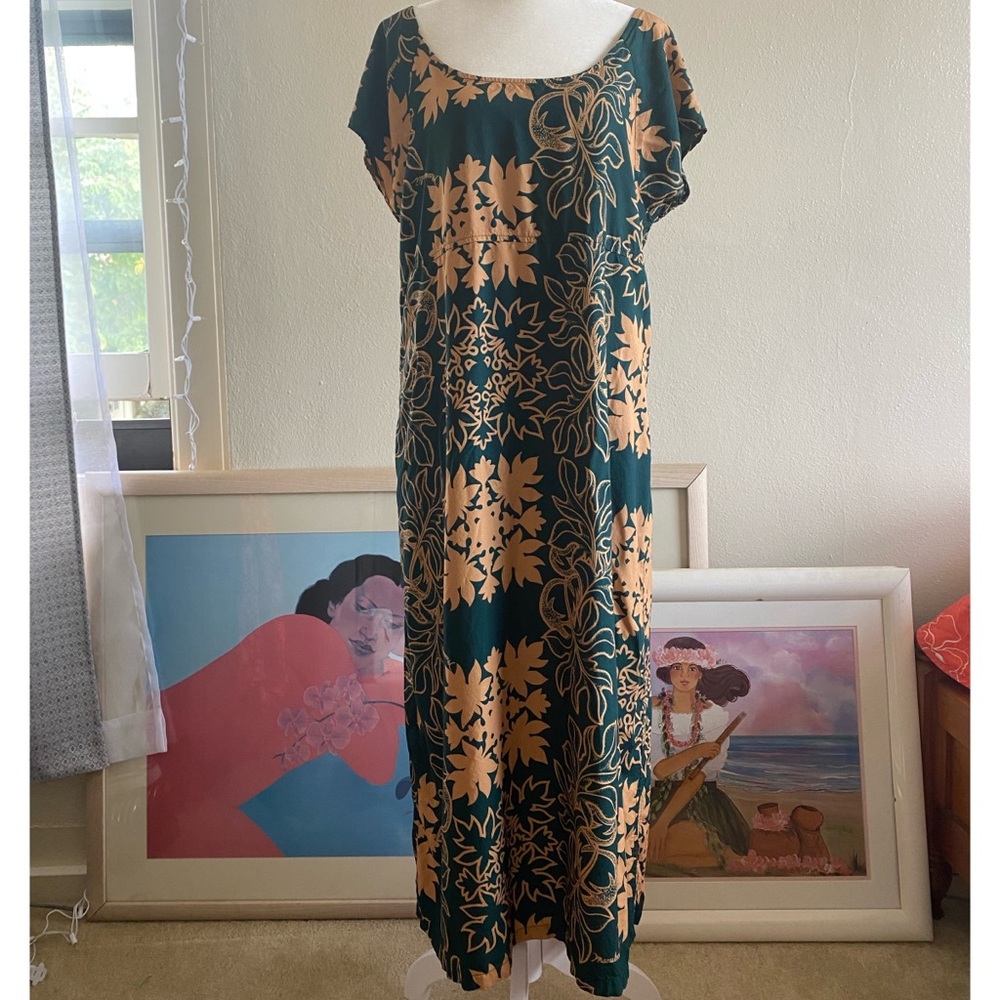 Vintage Manuhealii Dress